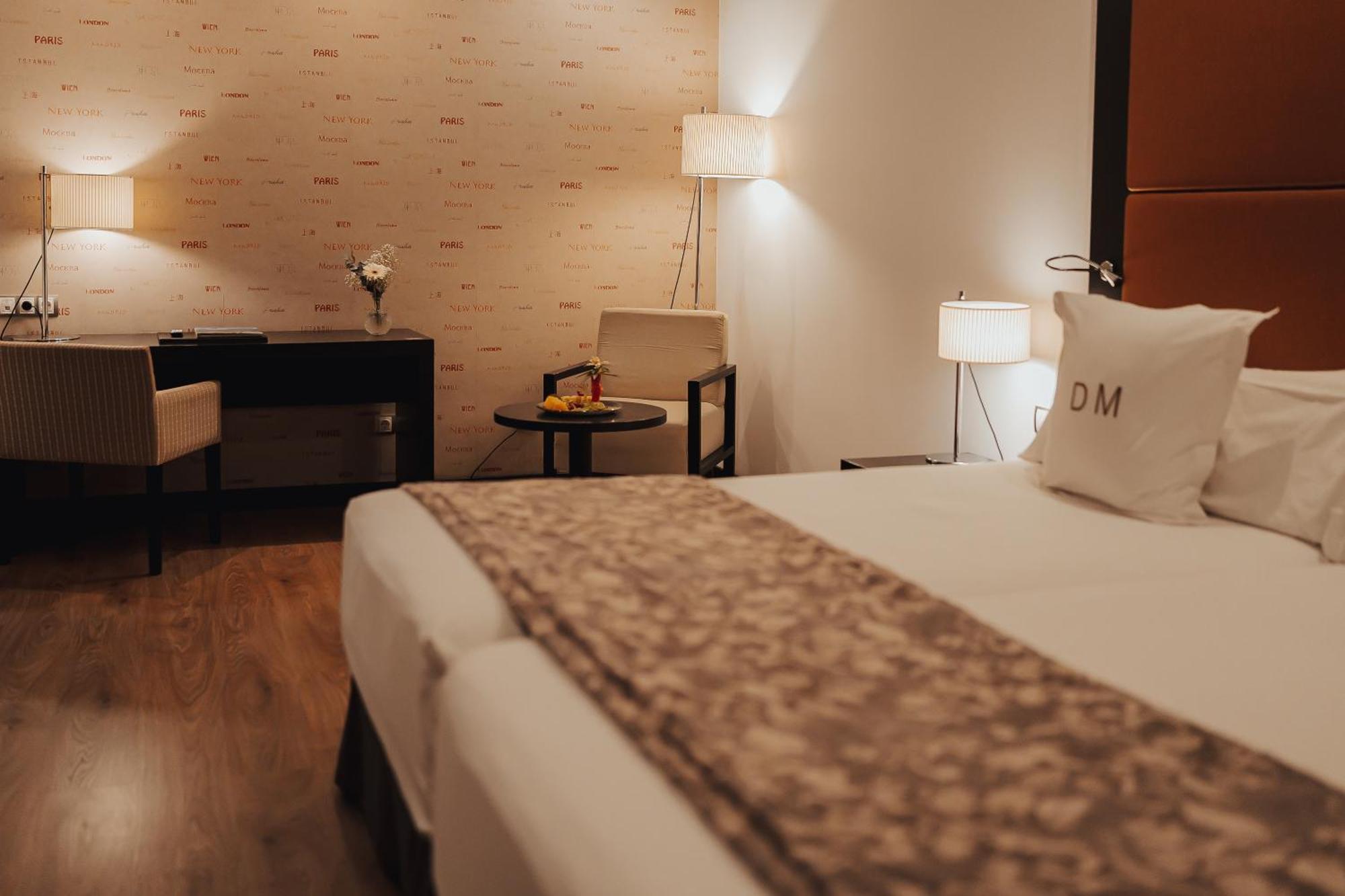 Gran Hotel Don Manuel Caceres Ngoại thất bức ảnh
